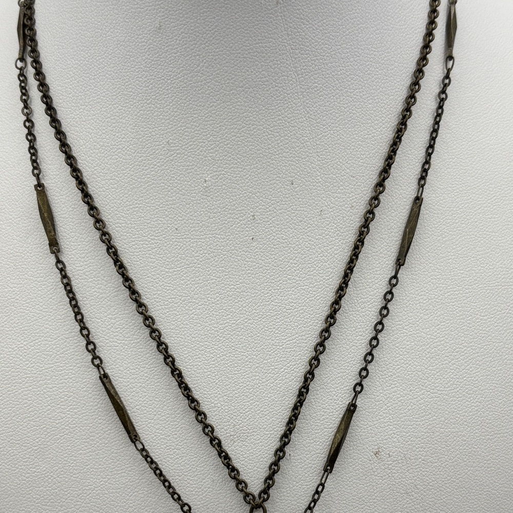Vintage Avon Medallion Pendant Necklace JP429 - Picture 4 of 11